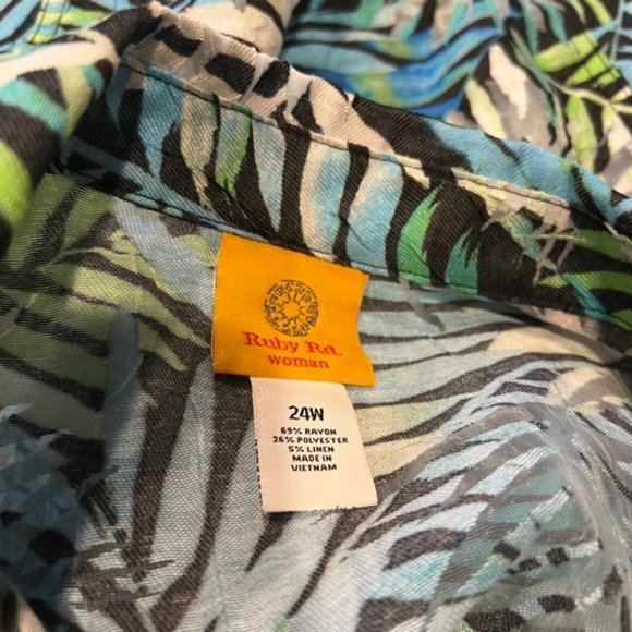 Ruby Rd. Multicolored Sheer Button Down Blouse Size 24W - Picture 11 of 11